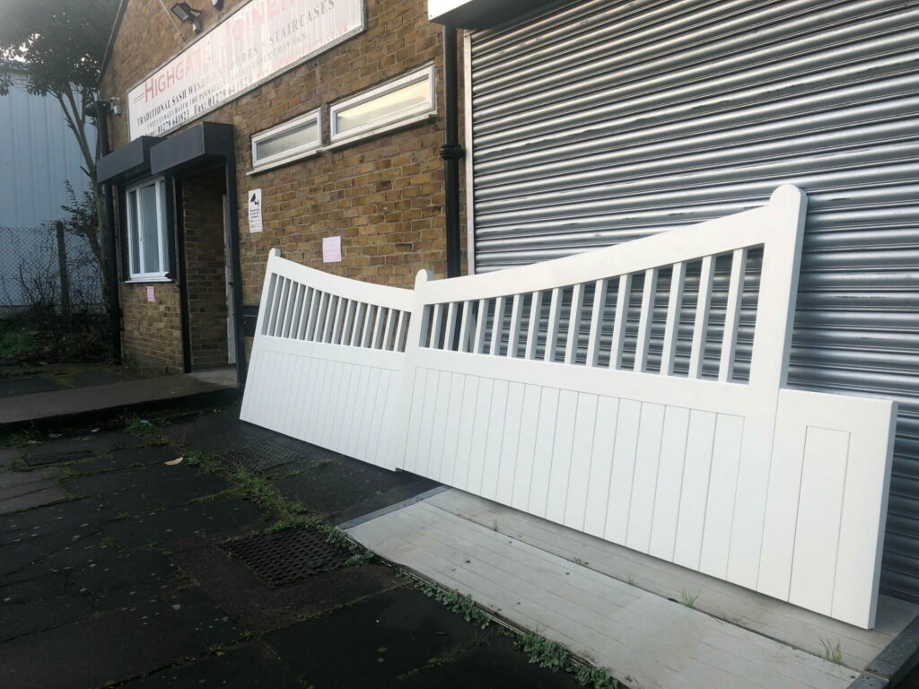 Accoya Gates 2